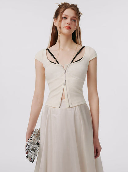 Zweiteiliges, schmales Oberteil mit Kontrastnaht