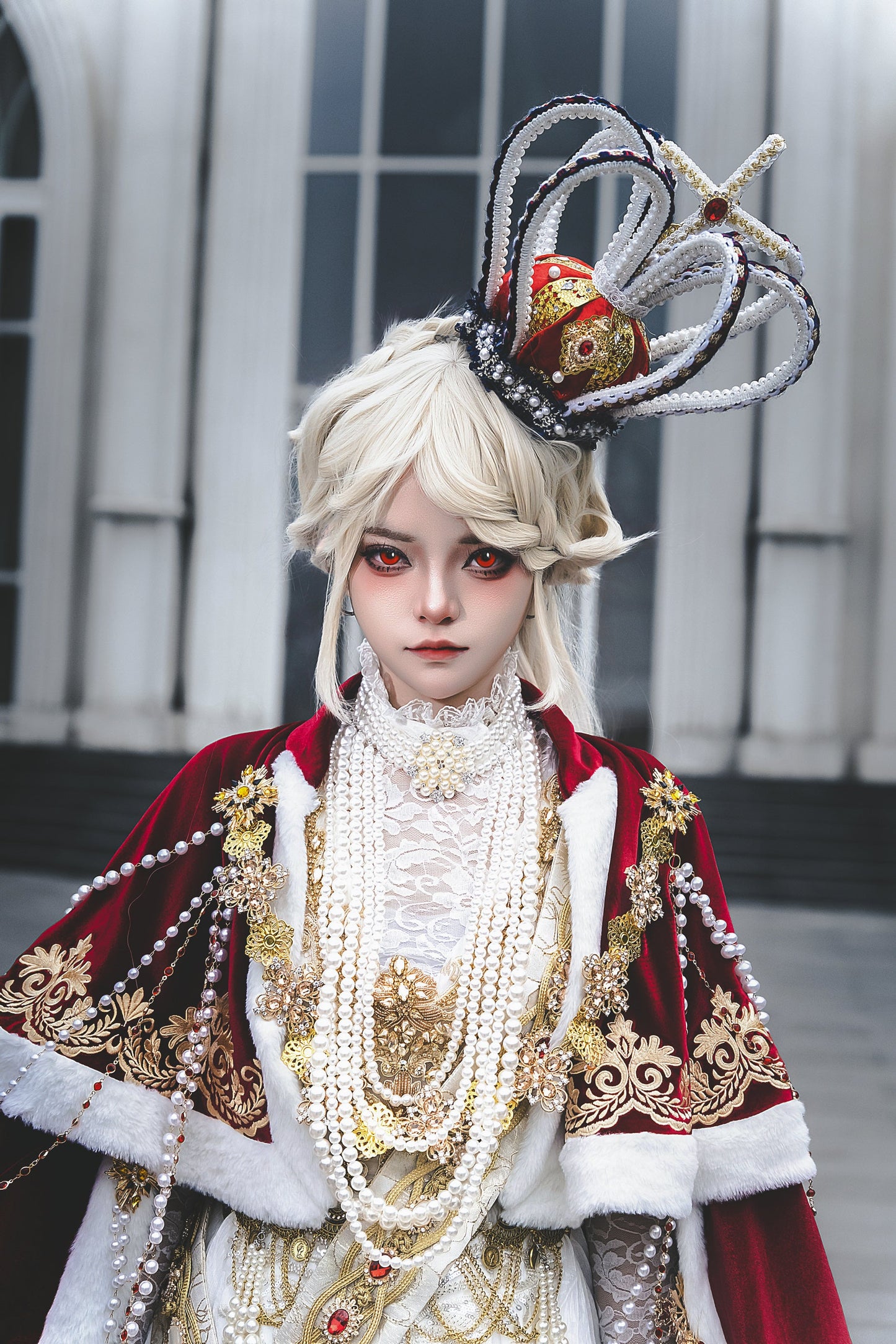 Pre-order + product Dress Version Gorgeous Queen Cape Regular