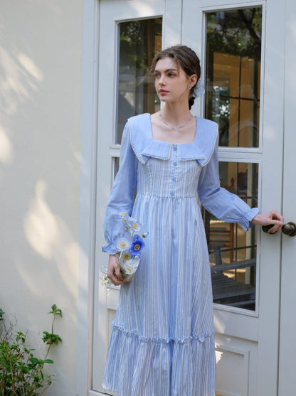 フレンチストライプフリルクイーンラペルサニードレスコースト