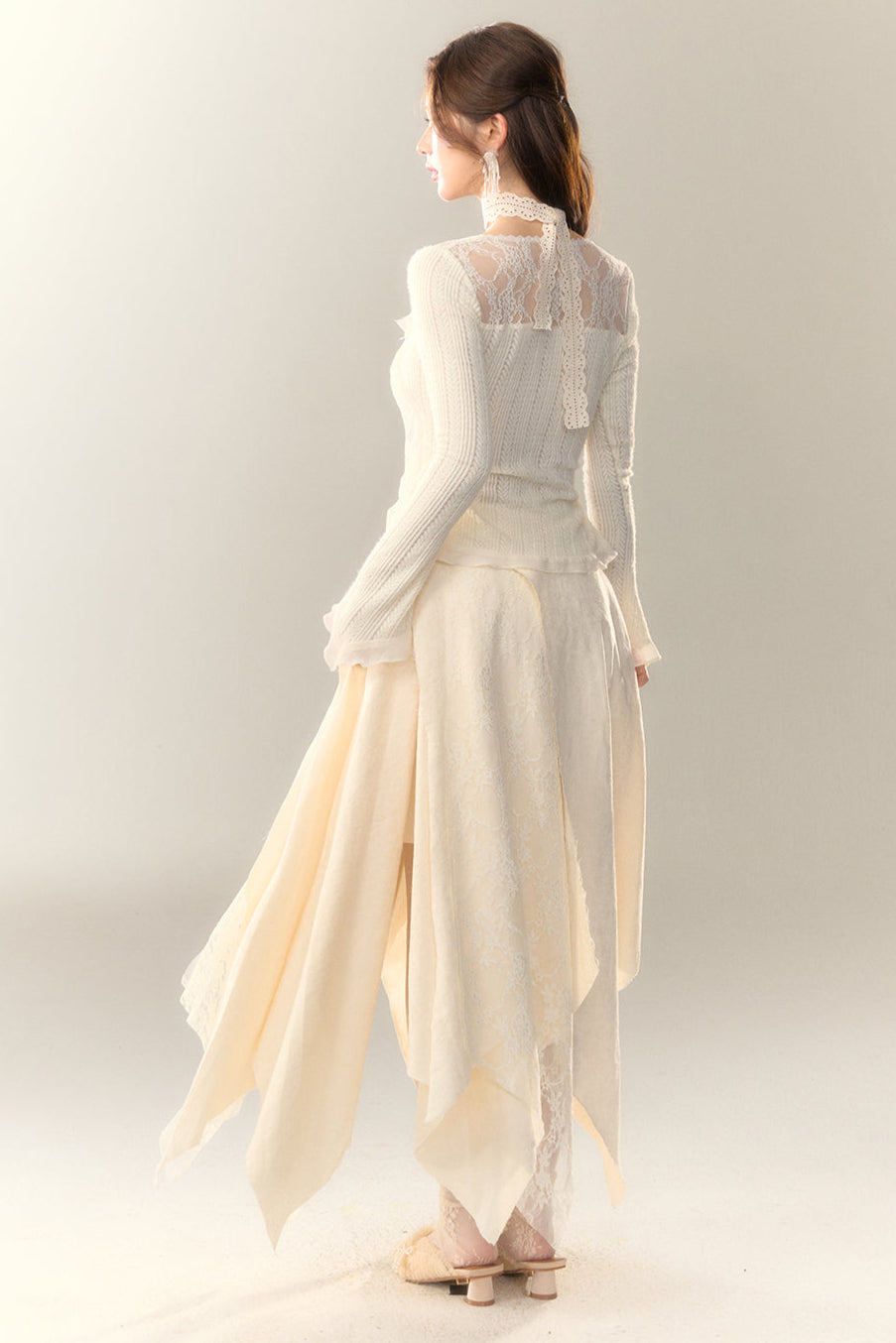 ワイルドティーホワイト+フェアリーロングイレギュラートップスカート