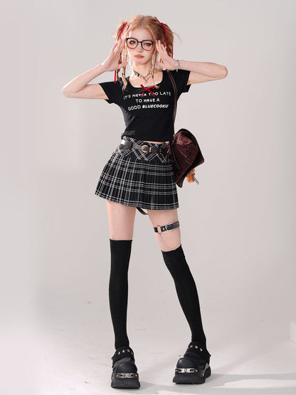 リボン ブラック ジェネレーション クロップド ロゴ ファースト Tシャツ