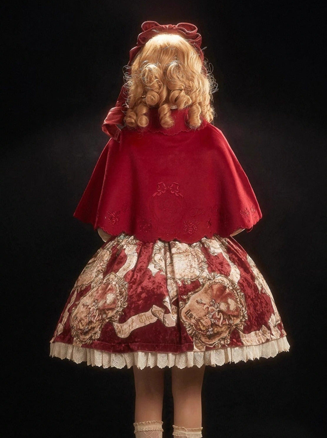 Lolita Cape Dry Doll Antiker Embroy Cape