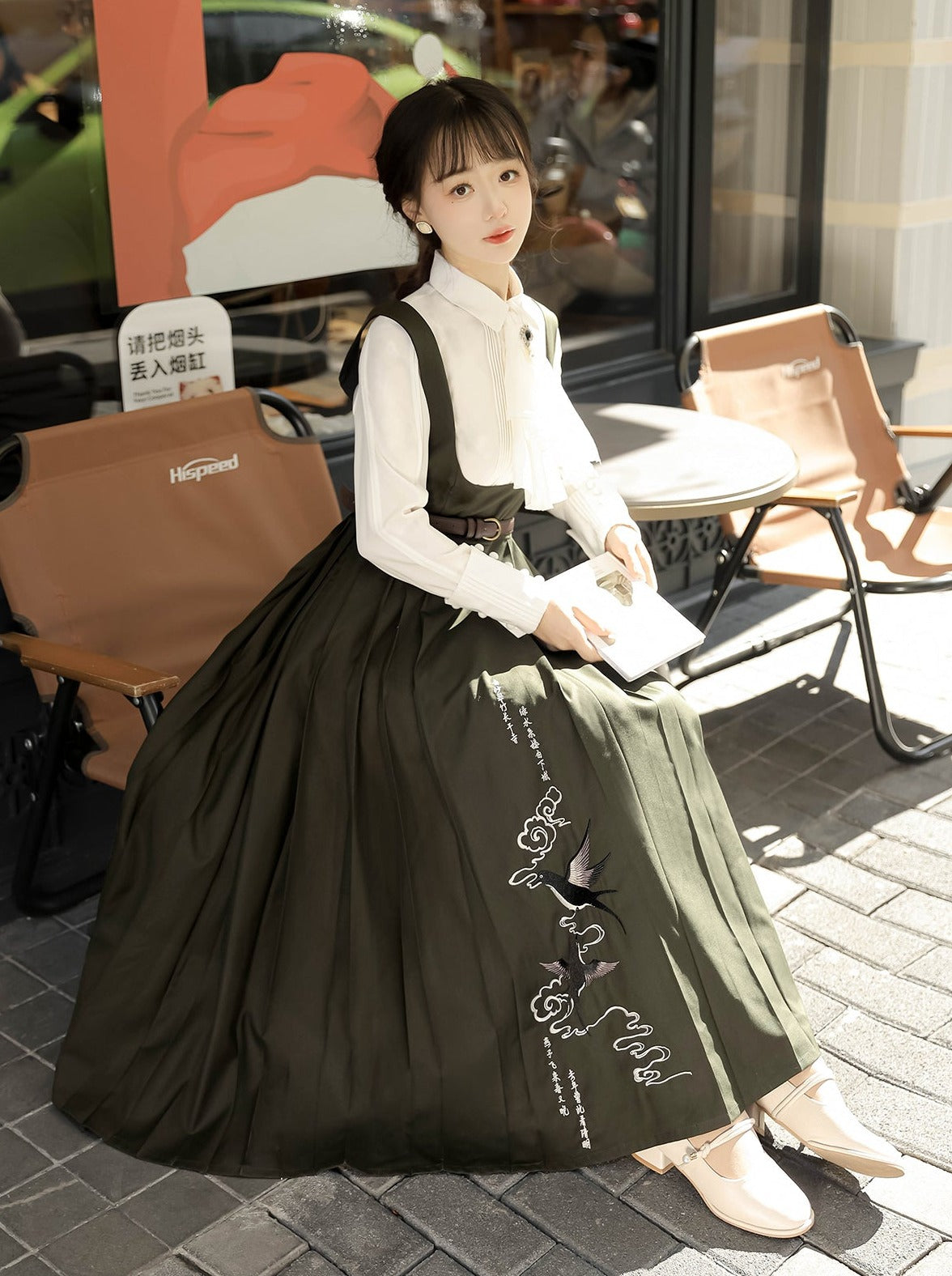 China Short Cape + Skirt Pleated + Retro Blouse