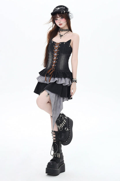 Schlankes Denim-Girl-Millennial-Spice-Kleid