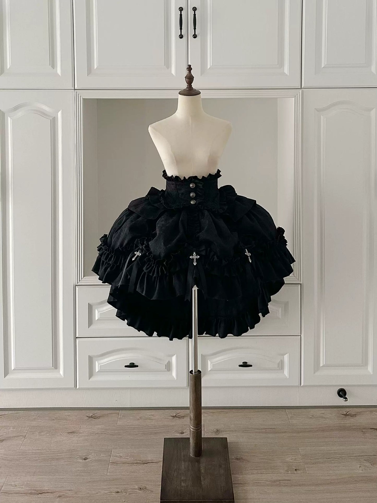 IS ME Nocturne Cross Gothic Lolita Dress Set