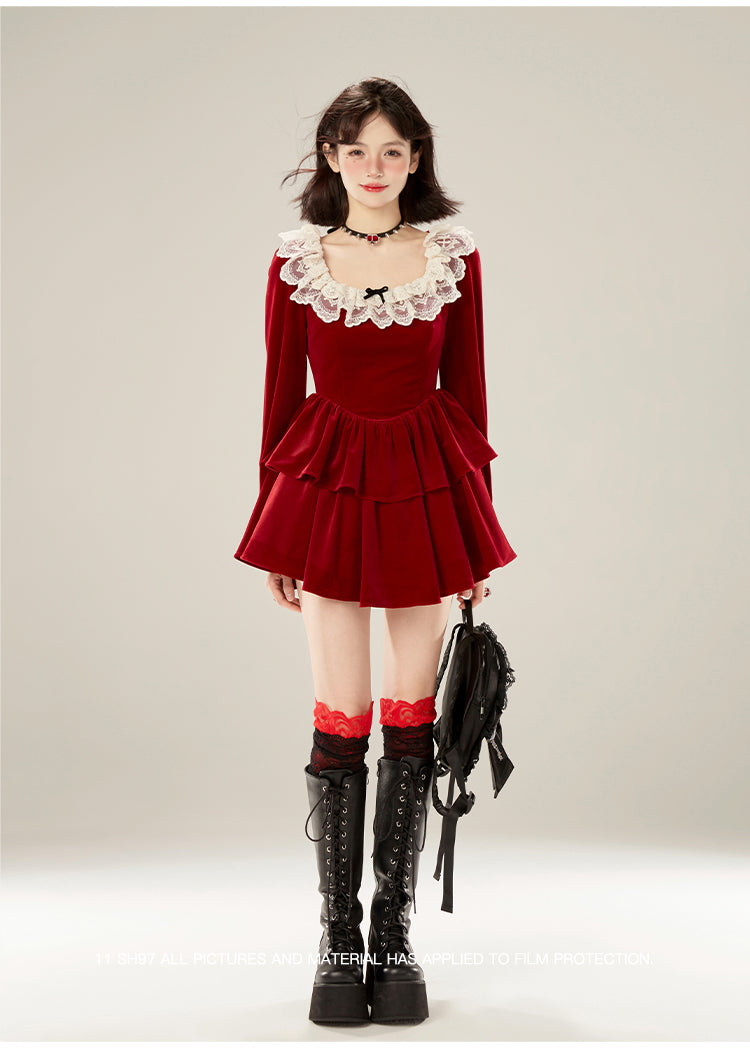 レッドカラードレス レーズンベルベット