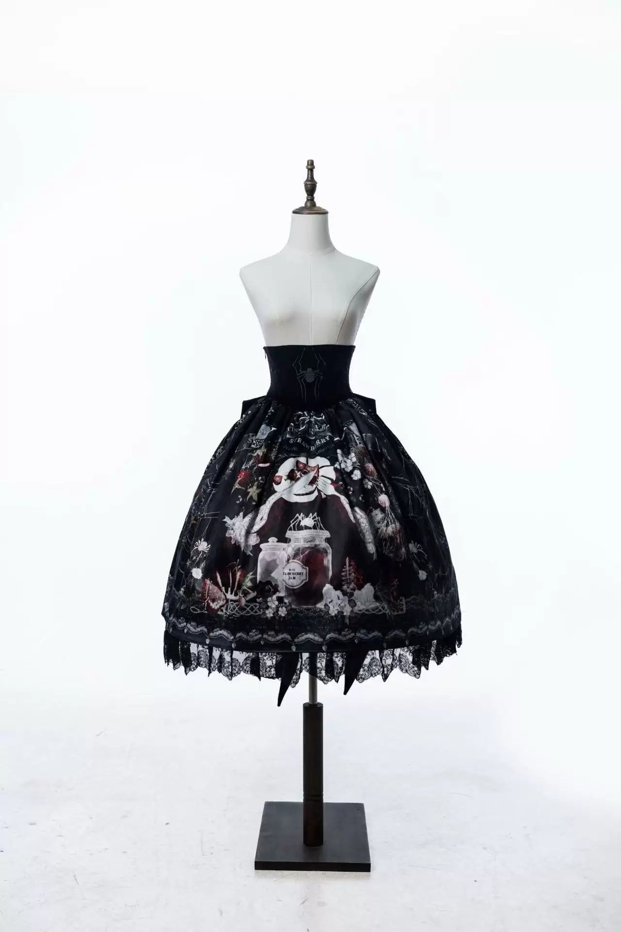 Hunting Monster Strawberry Series – Velvet Lolita Dress / SK / Coat / Top