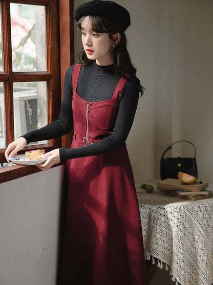 スリムニット レトロハーフ＋サスペンダー タートルネックスカート