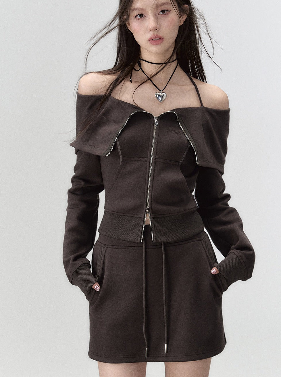 Off-Shoulder + Träger-Sweatshirtrock mit Reißverschluss