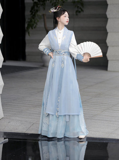 Light Vest Long Design + Blouse China China Belt + Blue China Tassel Skirt