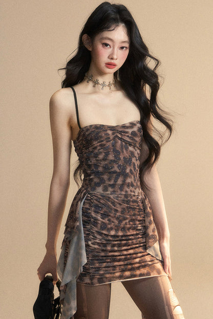 ヒョウ柄ホルターネックドレス