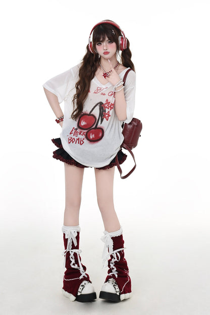 Süßes, cooles T-Shirt mit Kirschkragen