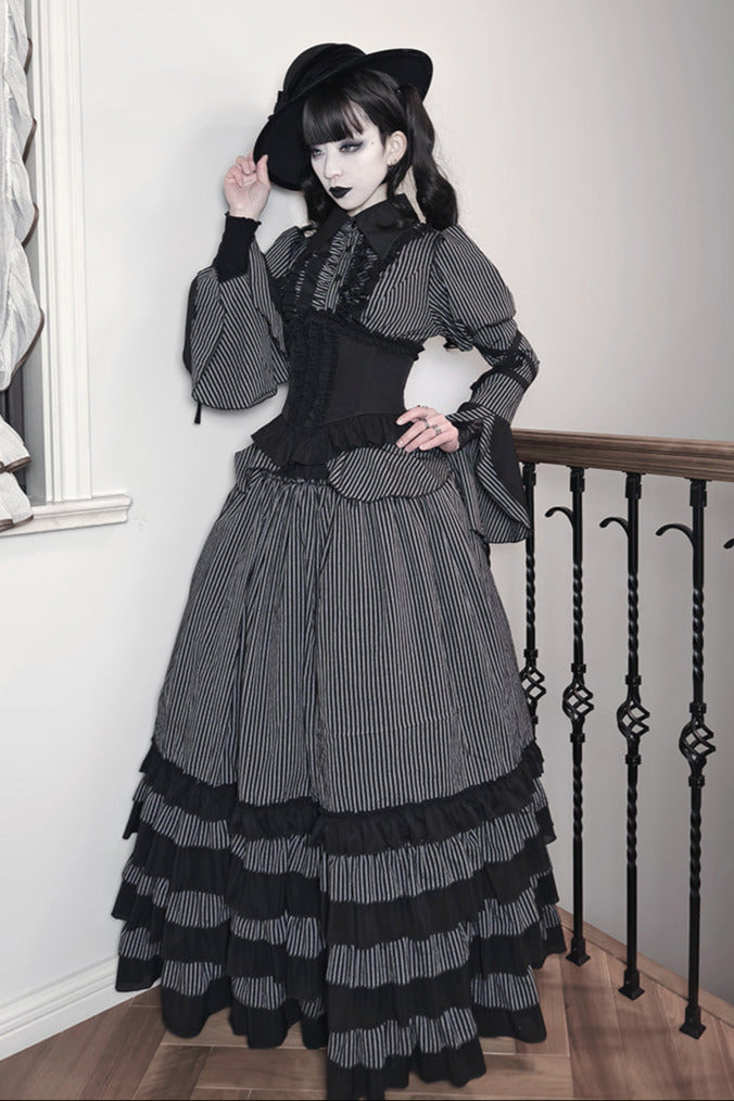 Hemd mit Zwickelärmeln + Reservierungen Rock gestreiftes Korsett Dunkel