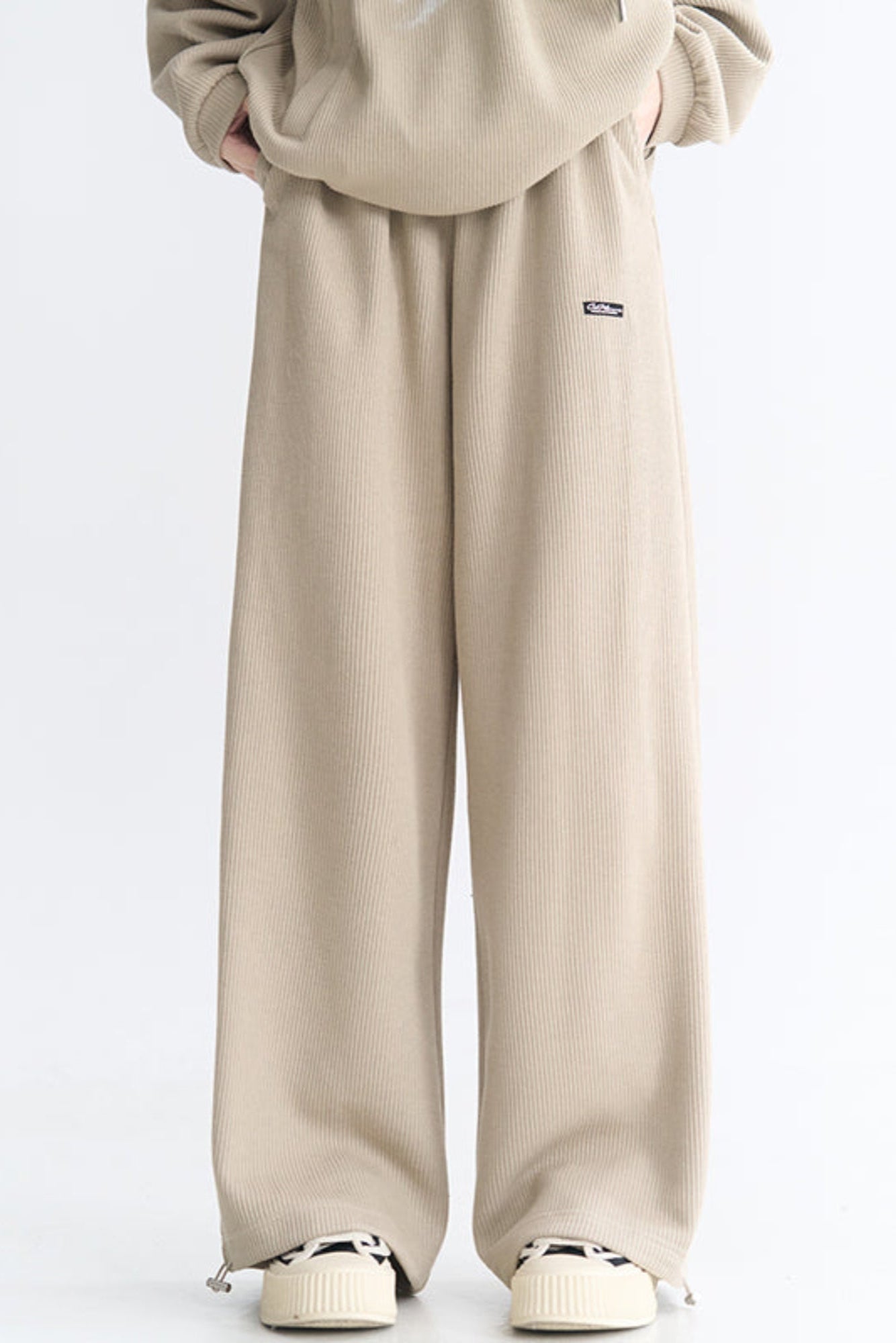 Muse Pants Gravity Jogger-Setup und Hoodie