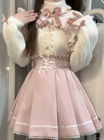 Rollkragen, Spitzenrüschenband, Strick + Race-Up-Rock mit hoher Taille