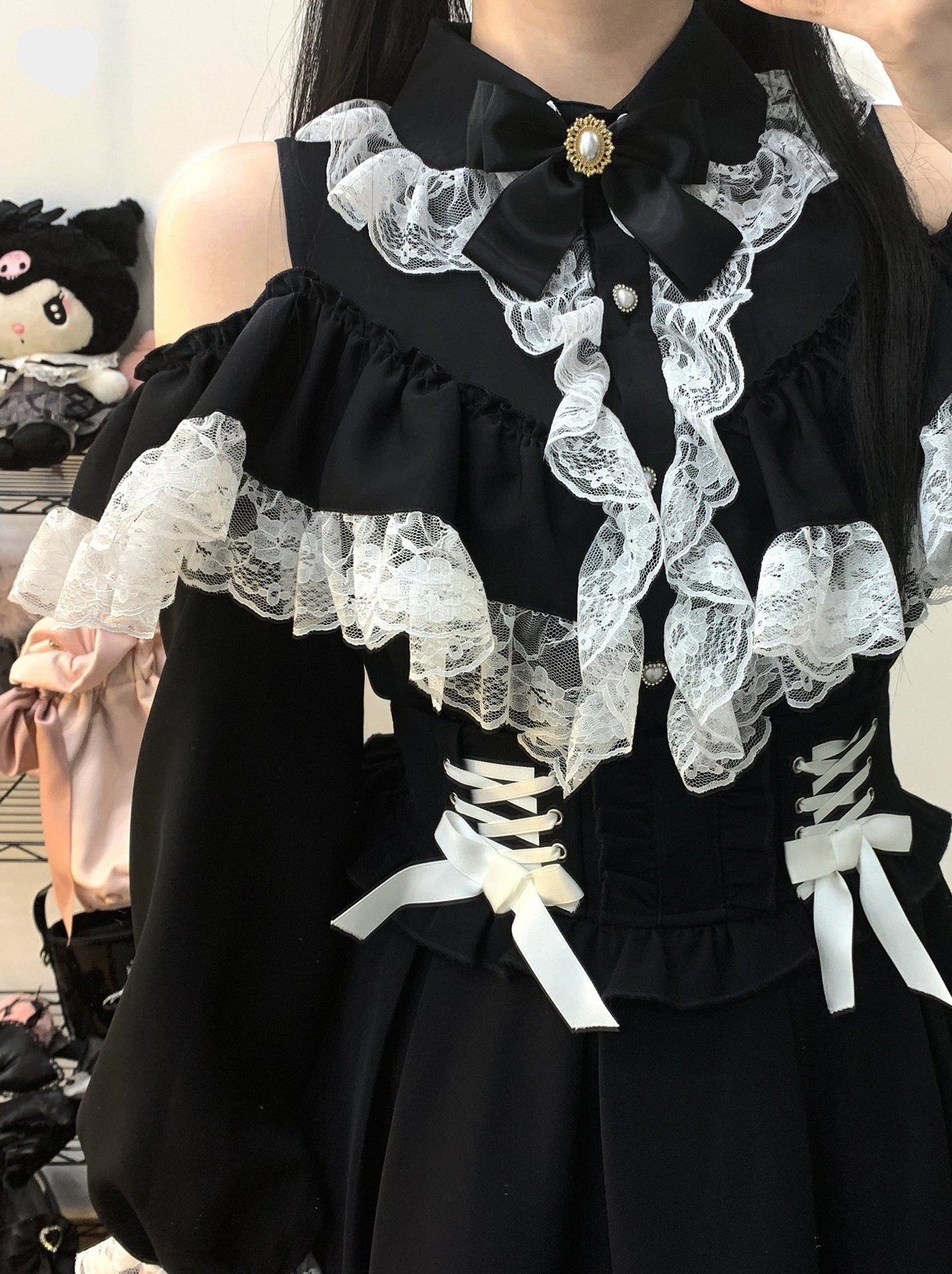 Schulterfreies Hemd mit Schleifenspitze