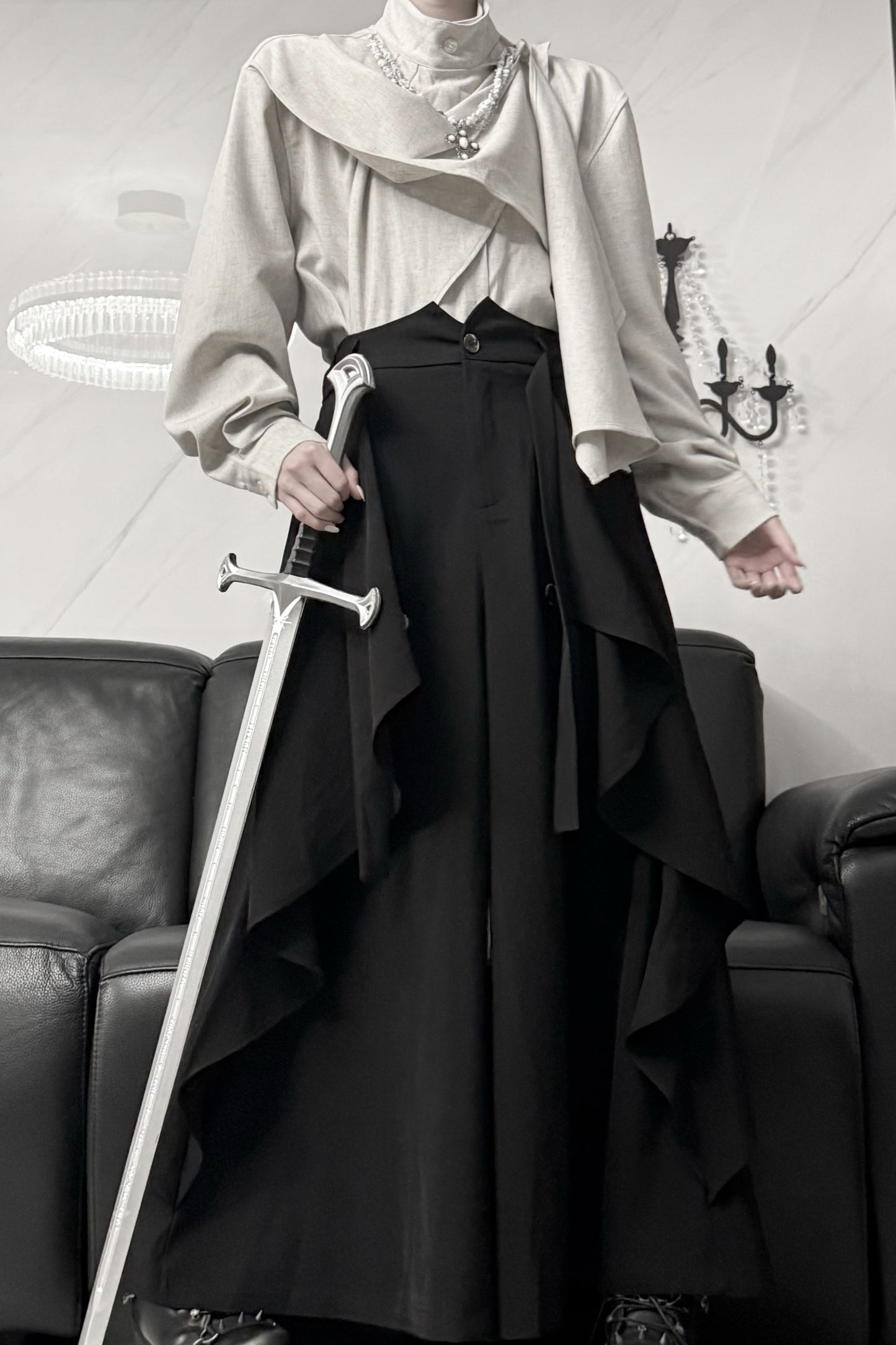 Top Classic Neck Gothic High