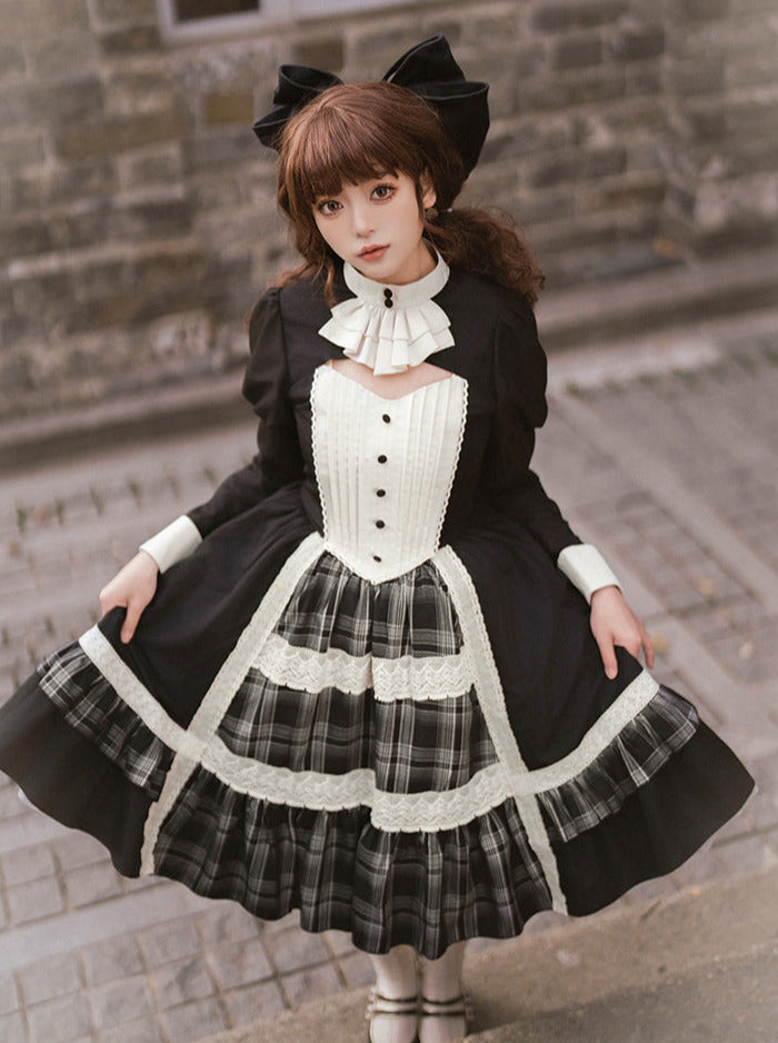 Night Check Elegant White Short + Dress Cape