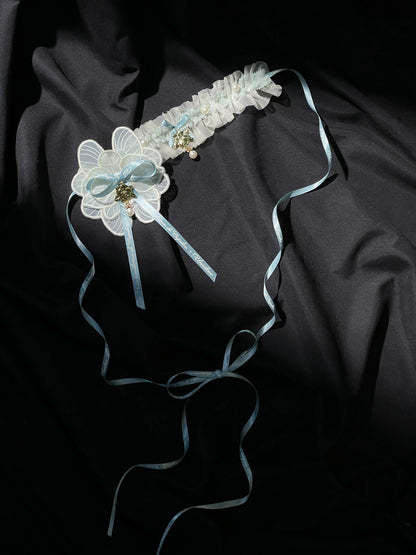 Blue-Green Neck Accessory + Brooch from Unideer's Butterfly Orchid Note collection
