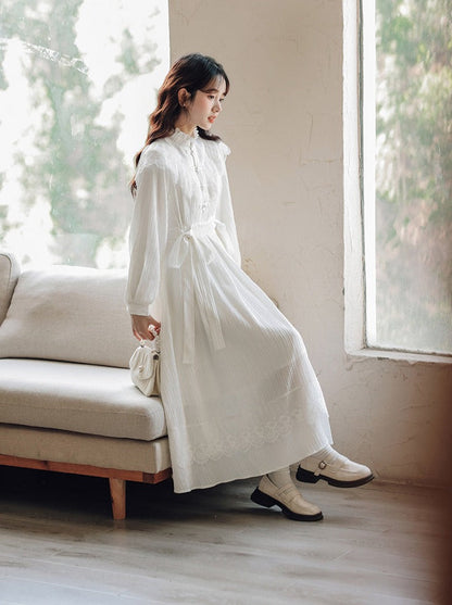 Spitzenkleid aus China mit Schleife in der Taille