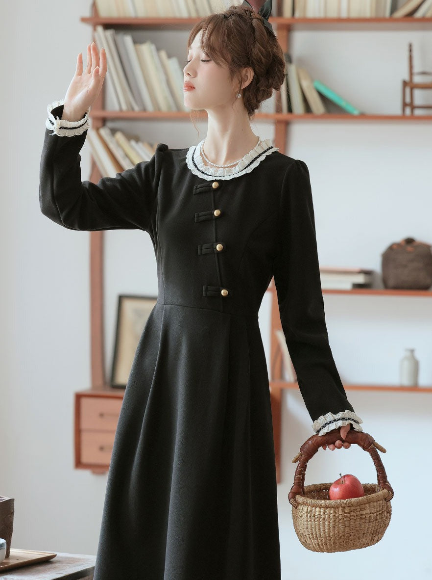 Süßes dunkles Retro-Spitzenkleid