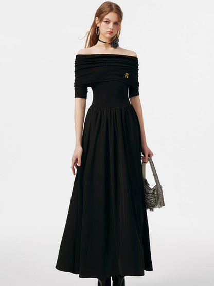 モードなオフショルダーロングドレス