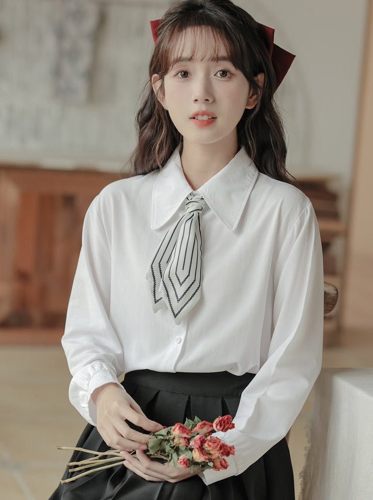 Schal + Revers Langes Hemd Rock Plissee