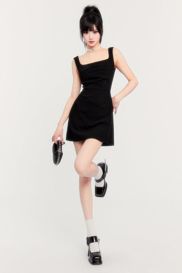 Neckholder-Kleid mit französischem, quadratischem Ausschnitt