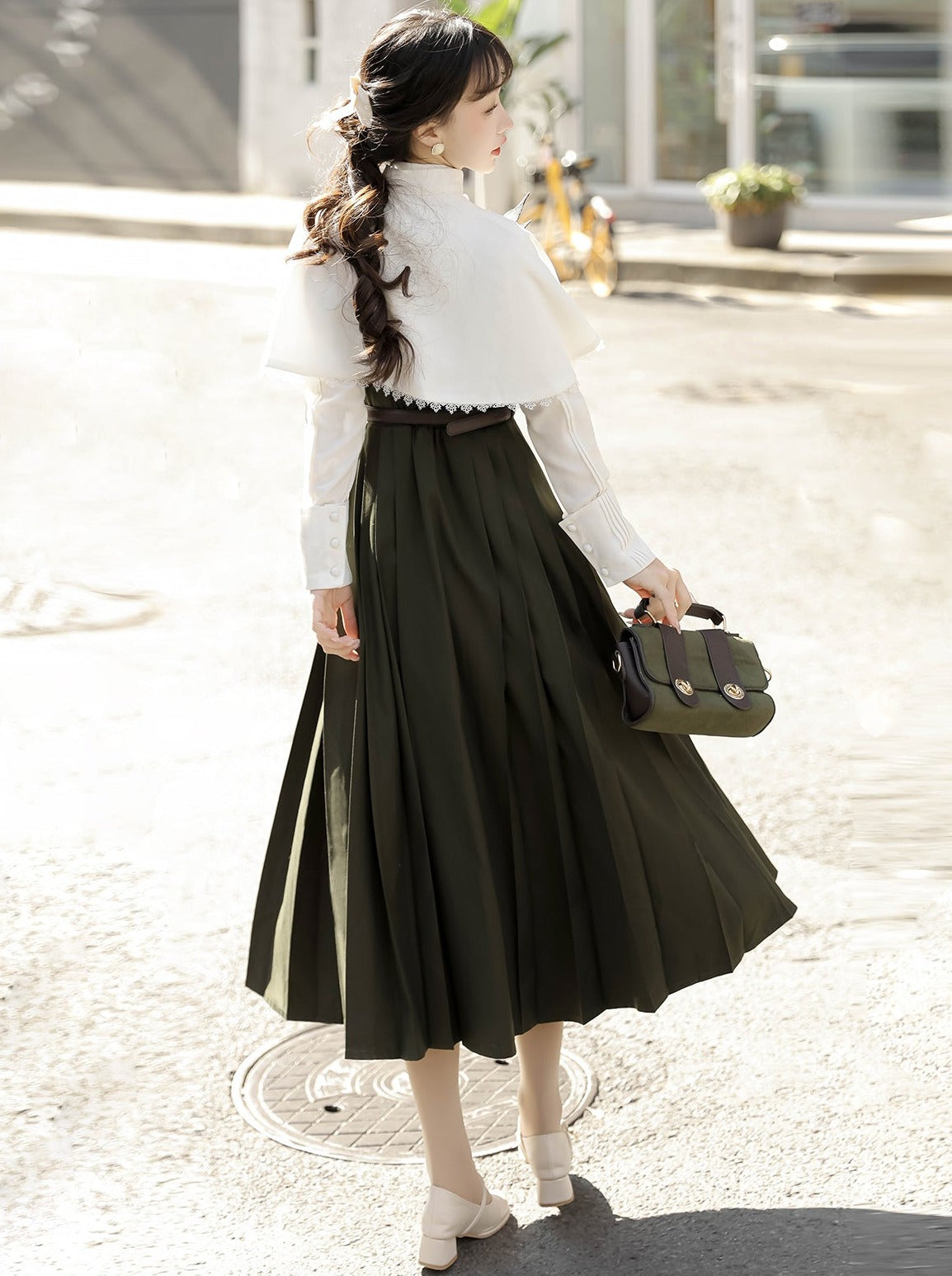 China Short Cape + Skirt Pleated + Retro Blouse
