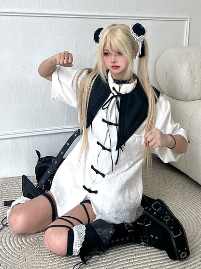 ダークカラーのショートチャイナシャツ + 柄ベルトカラー + フェイクバックルスリーブ