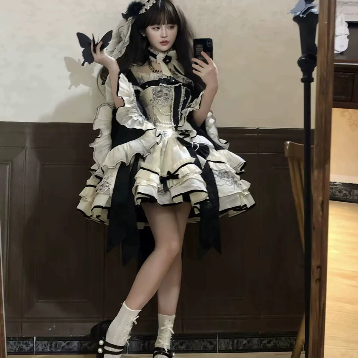 Short JSK cardigan package styled on model