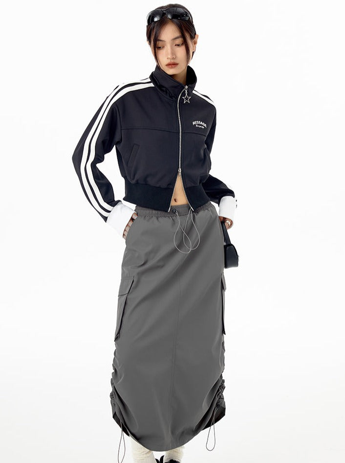 Top mit Reißverschluss, kurzes Logo, hoher Kragen