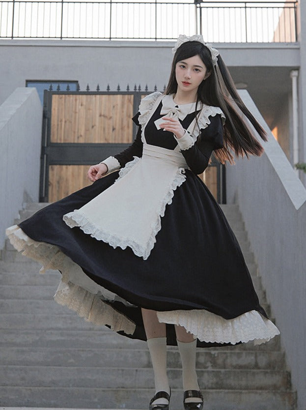 Dienstmädchenkleid Spitze Plissee