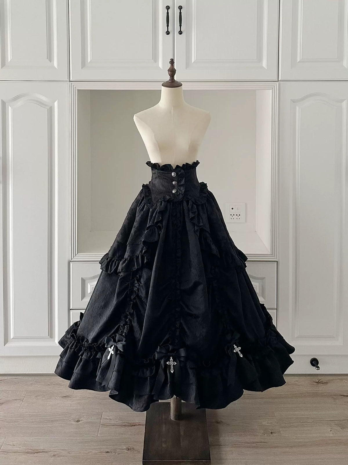 IS ME Nocturne Cross Gothic Lolita Dress Set
