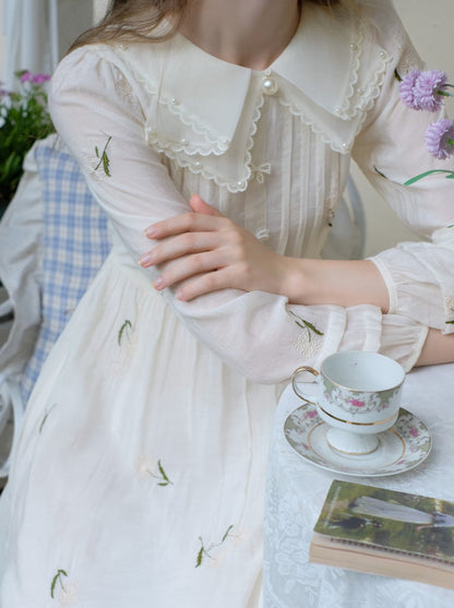 優しいベビーフラワーフレンチスタイルドレス