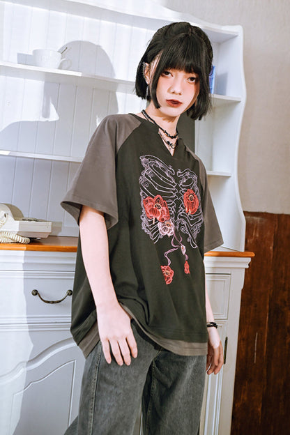 ボーンフラワーバイカラーラグラントップVネック