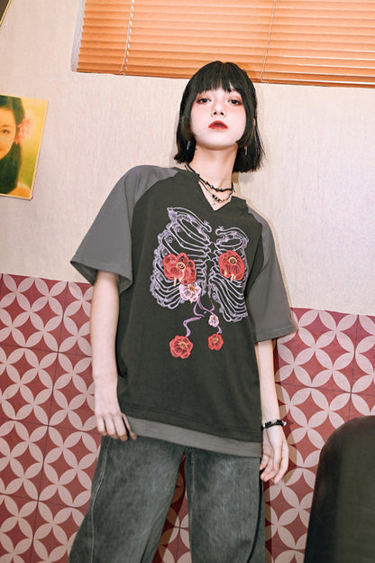 ボーンフラワーバイカラーラグラントップVネック