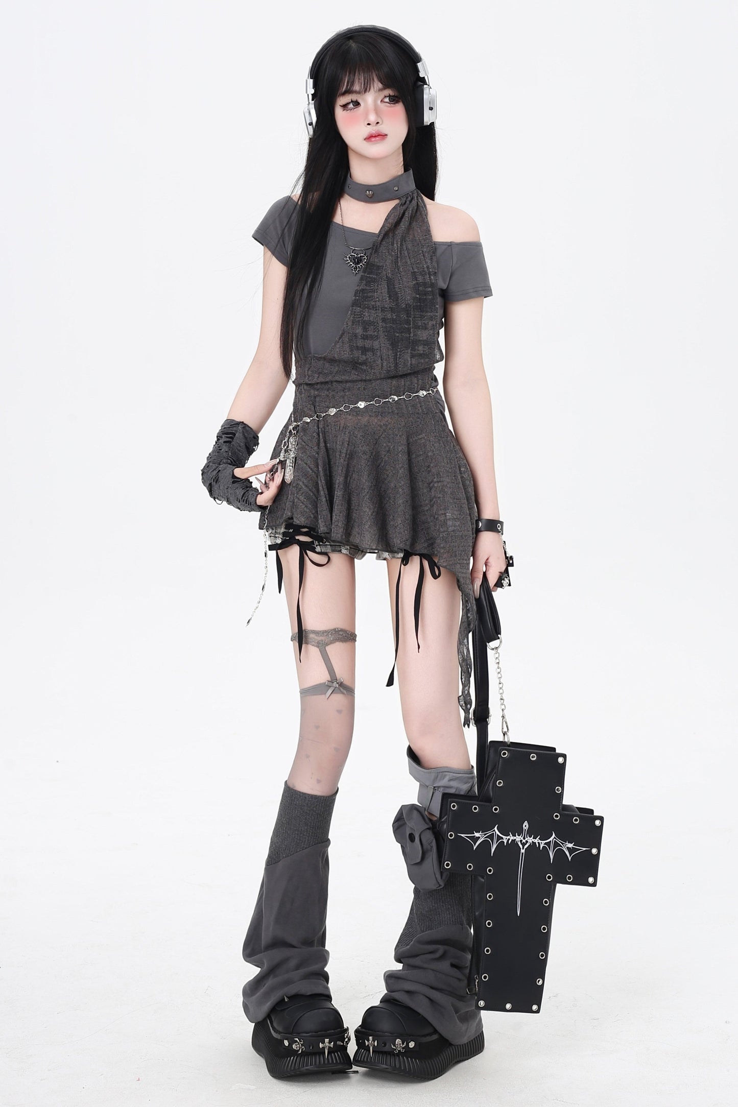 オフショルダー スリム ダーク スイート トップ