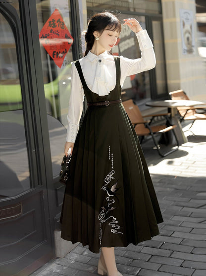 China Short Cape + Skirt Pleated + Retro Blouse