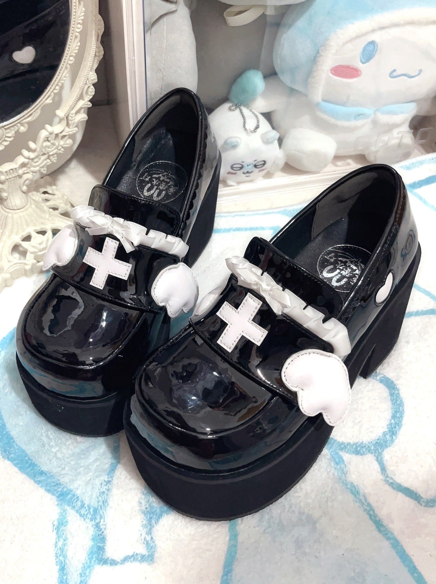 Kaikai Shoes Angel Lace Platform Medical