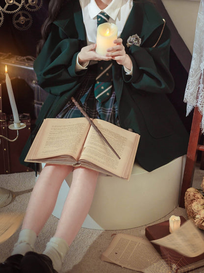 College Cloak Jacket Brooch Retro Magic + College