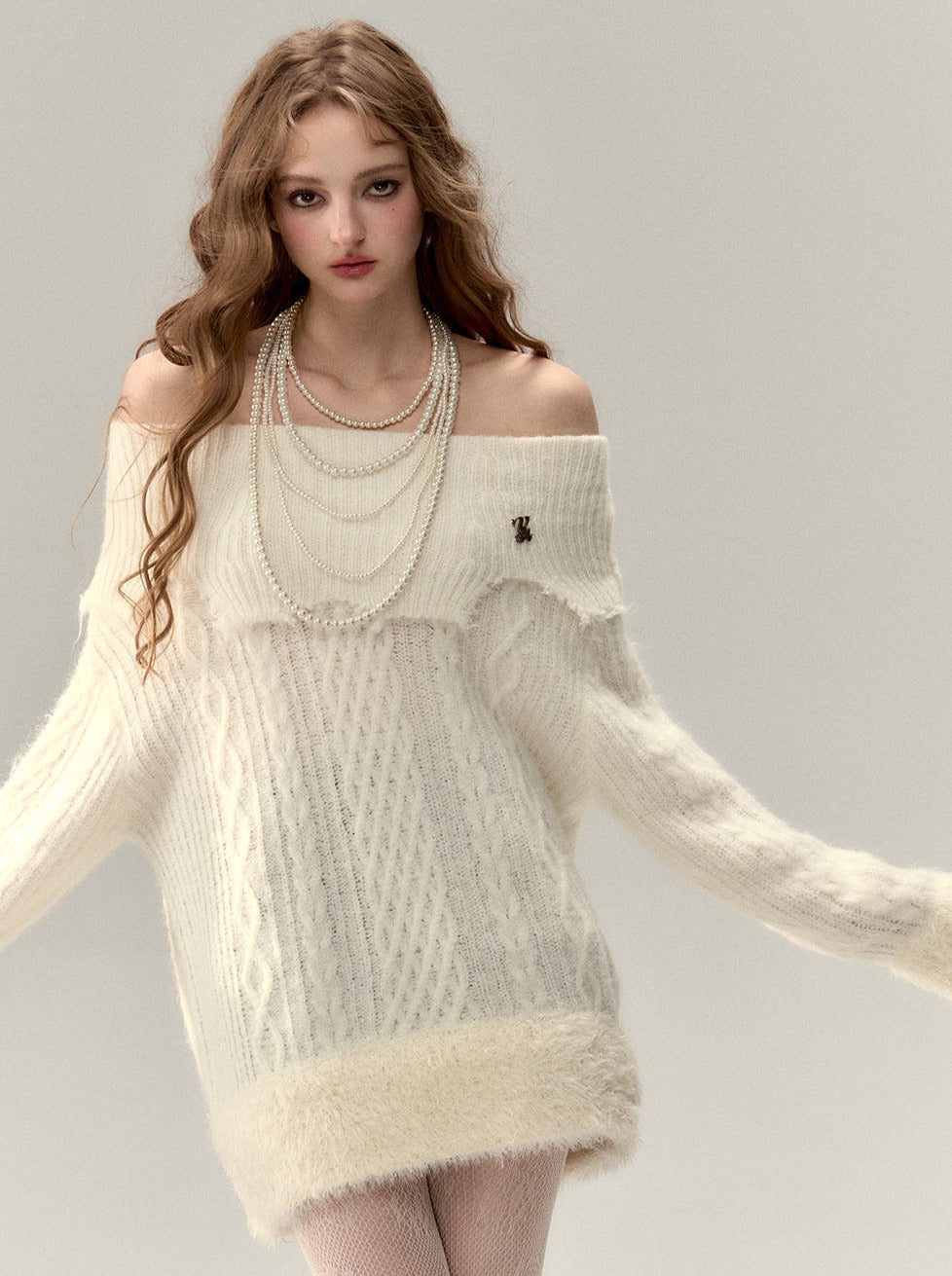 Schulterfreies, einspitziges Felltop