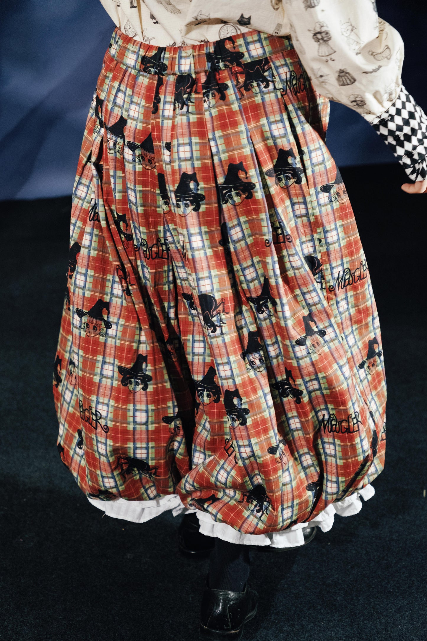 デイスカート マンガパンツ バルーンハッピー