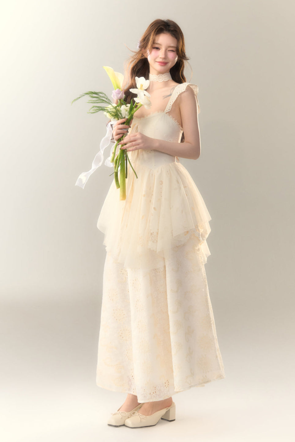 Stickereikleid Baumwolle Blume Weiß