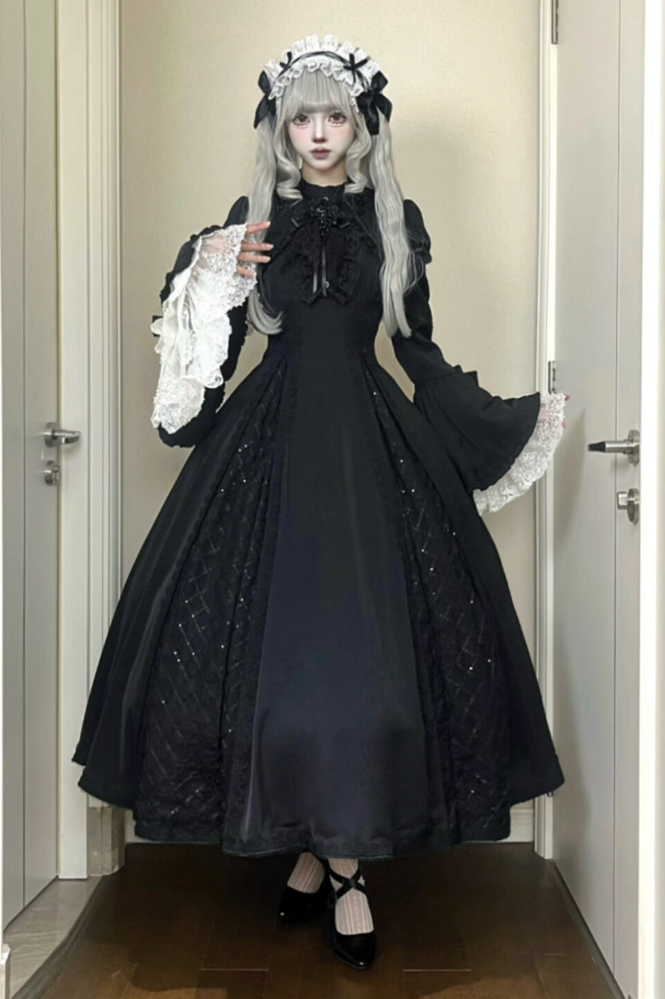 Gothic Black and White Widow Lace Princess Sleeve Faux Two-Piece Long Dress