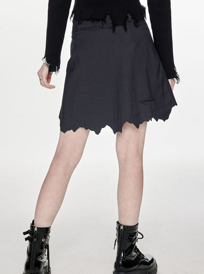 Trendiger Mode-Rock mit Taschenlogo