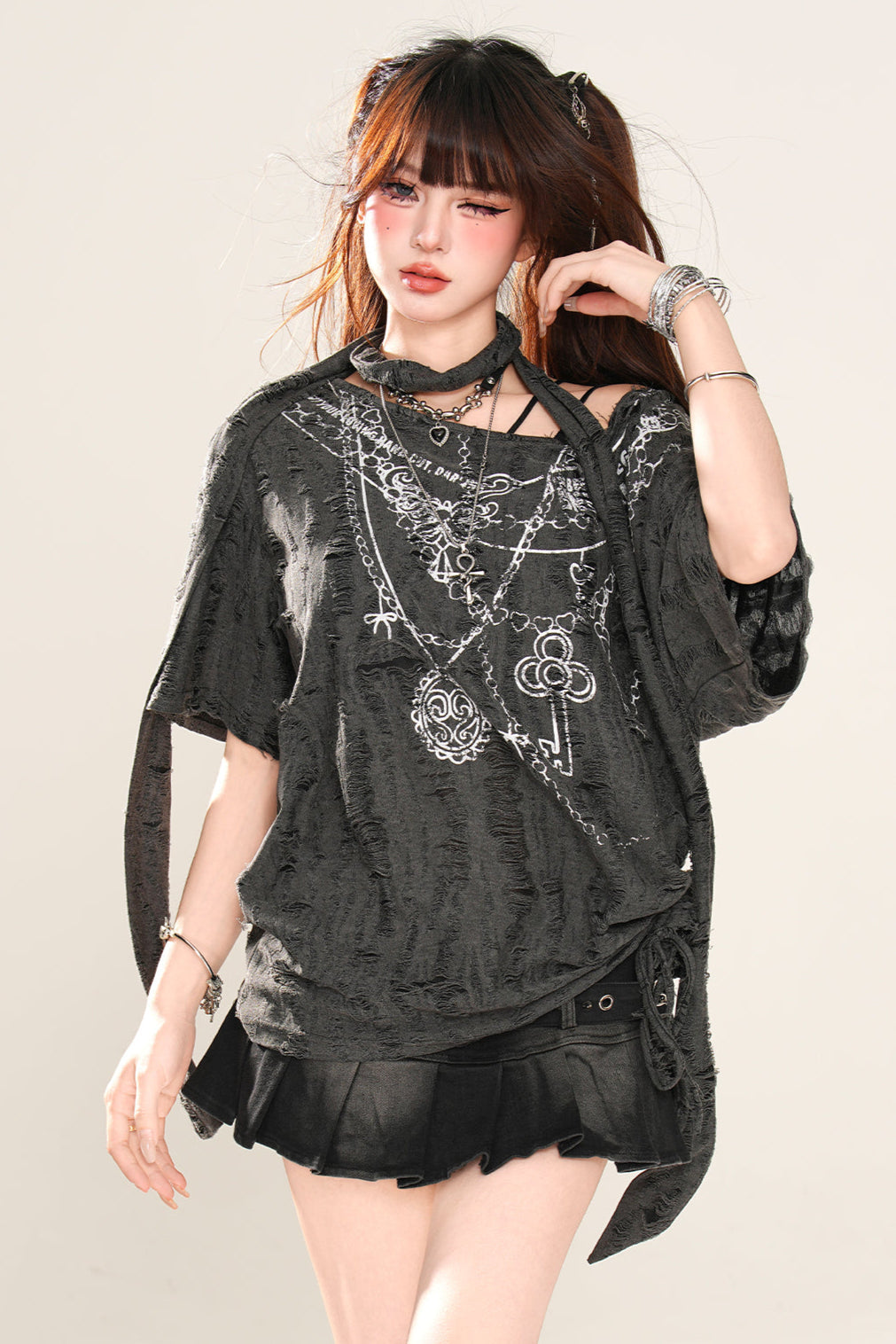 ワンショルダーのゆったりトップス Mine