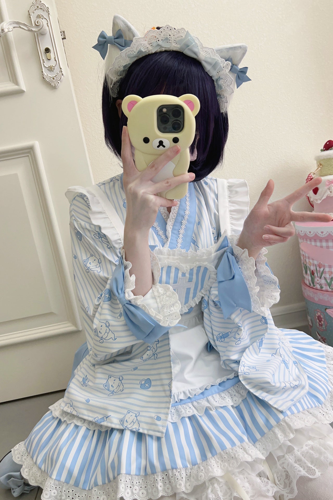 メイドロリータ日本の医療ストライプ