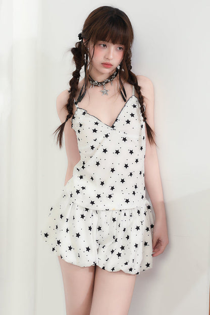 V-Ausschnitt Hosenträger + Shorts Star
