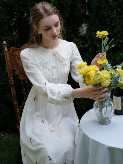 優しいベビーフラワーフレンチスタイルドレス